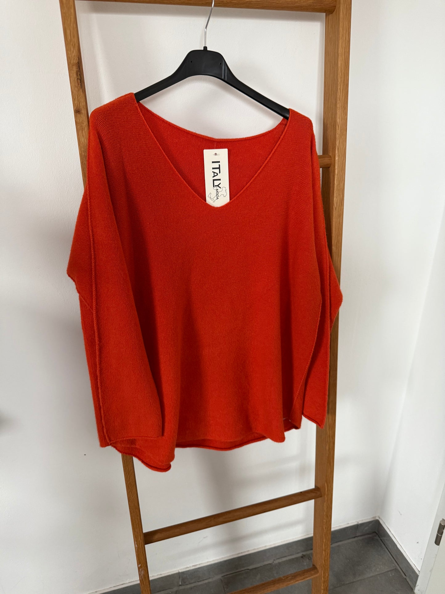 Tamba Strickshirt mit V-Ausschnitt