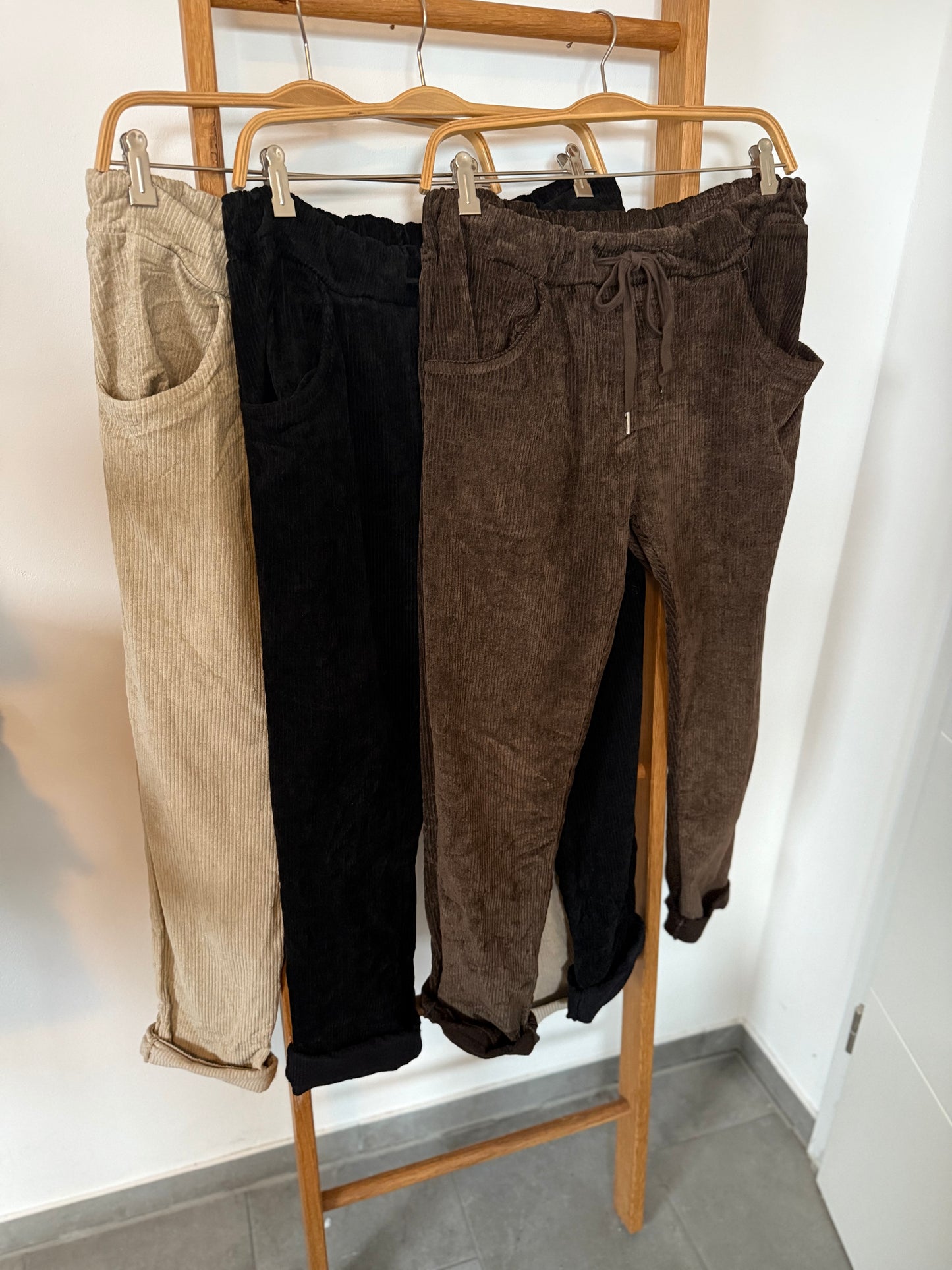 Cordhose im Joggerstyle