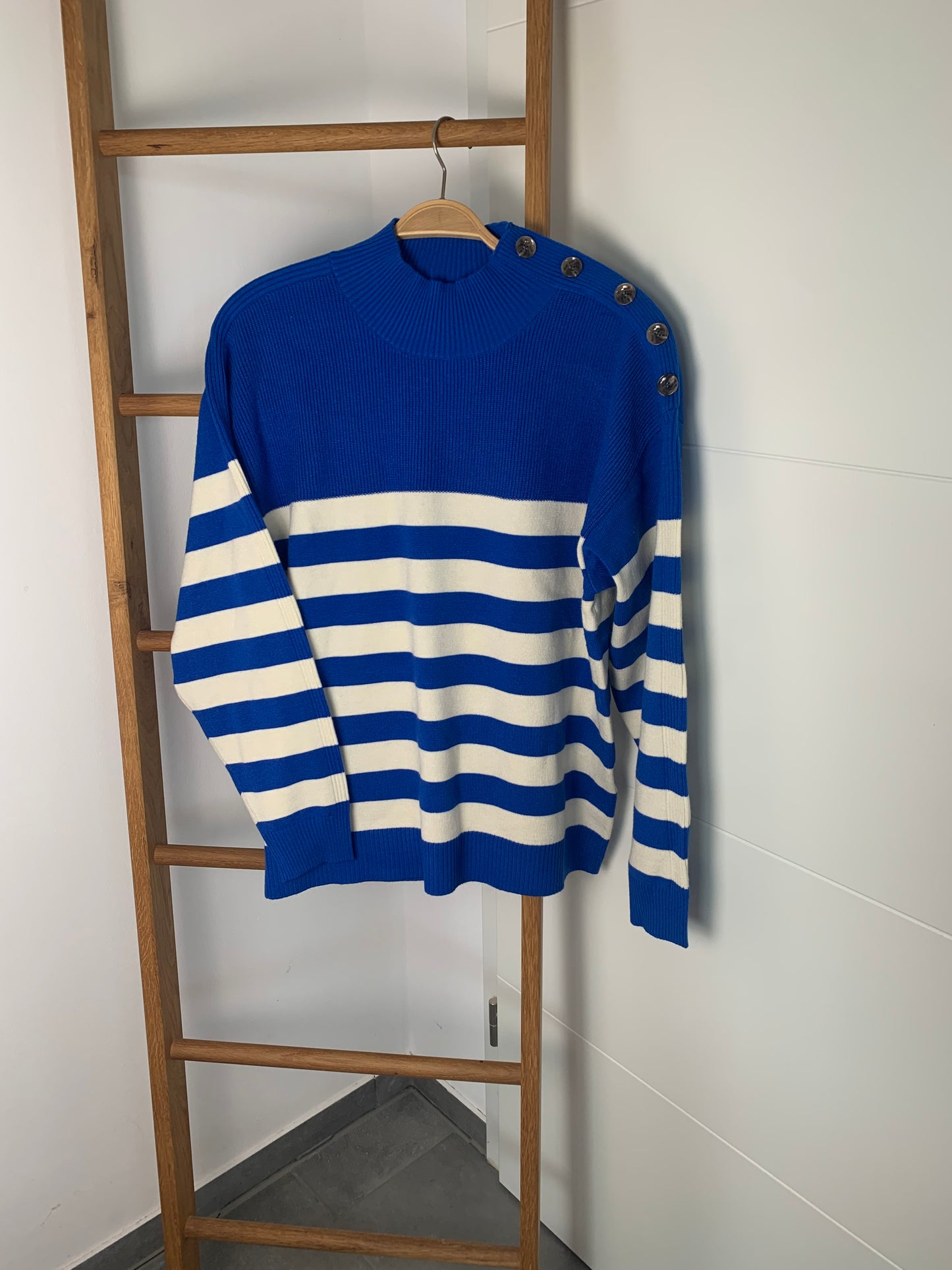 IHBOSTON LS8 Blau