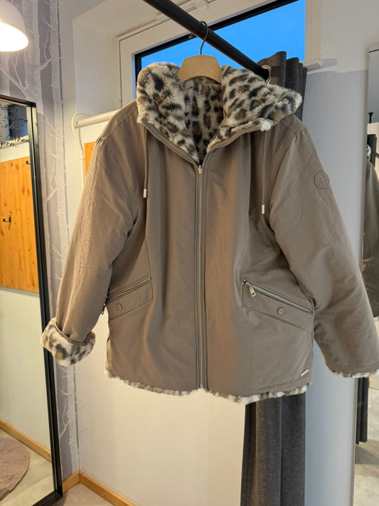 Reversible jacket with hood