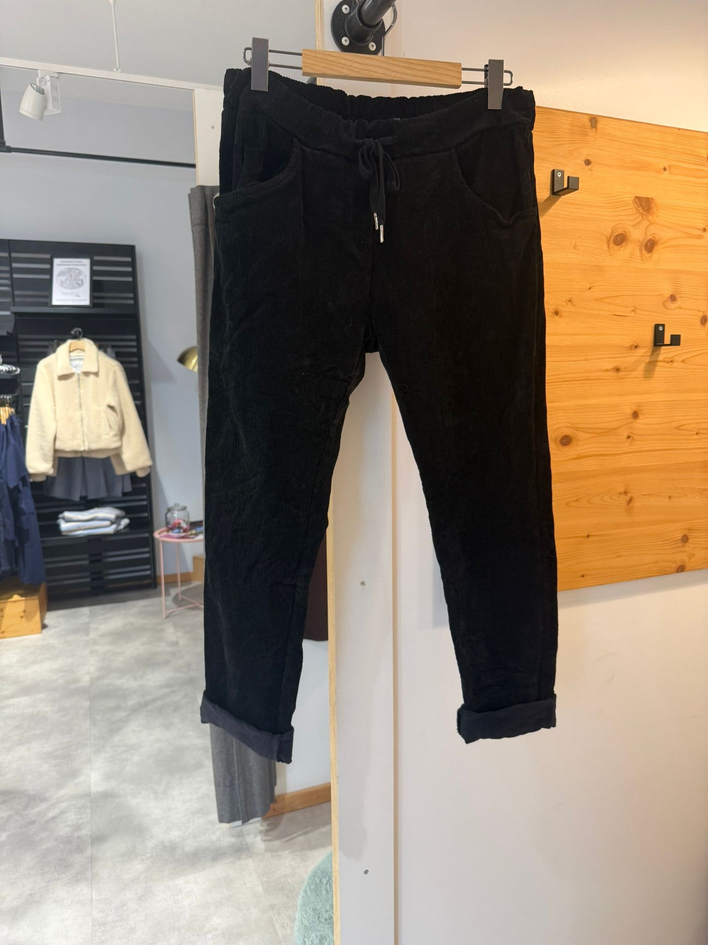 Cord Jogger Hose für Damen – Viskosemix in Braun, Schwarz oder Beige