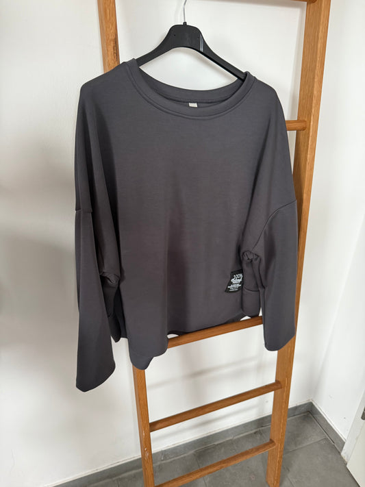 Tamba Sweater29
