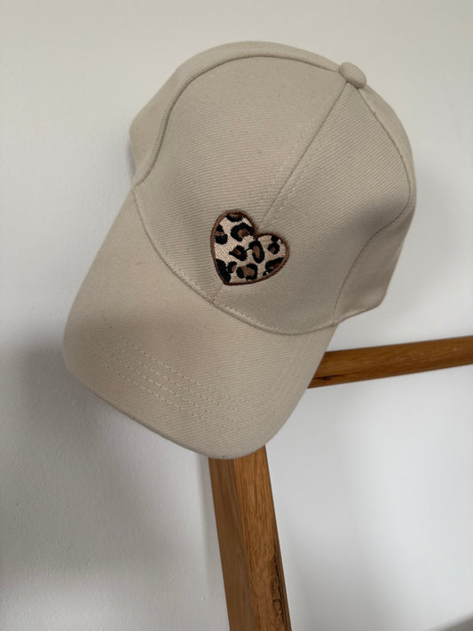 Cap mit Leoherz