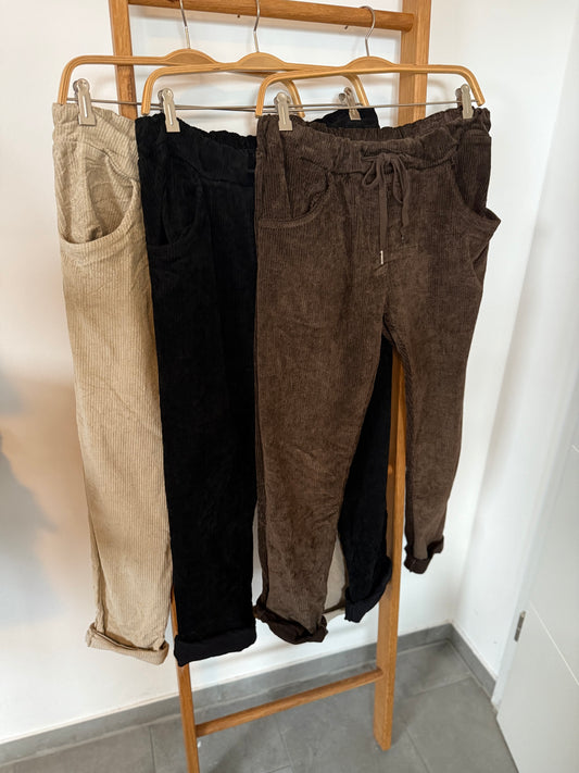 Cordhose im Joggerstyle